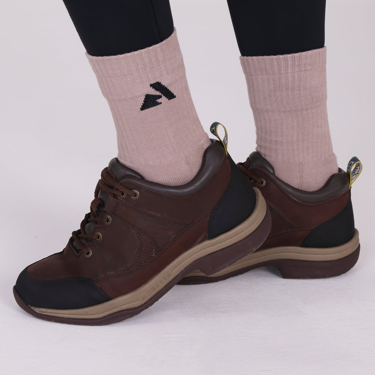 Aubrion Adult React Sports Socks Sand 3.5-8