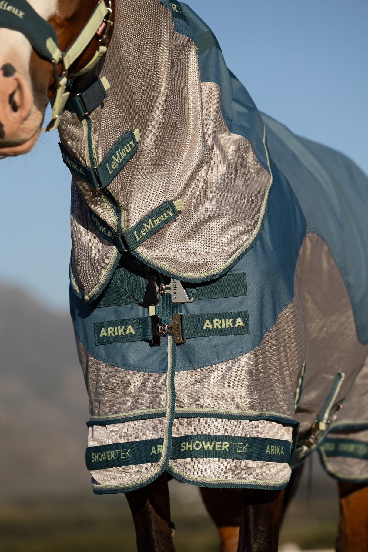 Le Mieux Arika Camo Shower-Tek Fly Rug Jungle