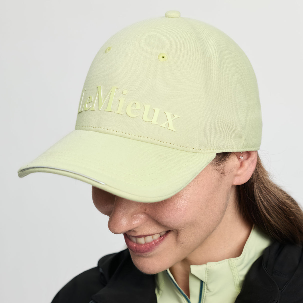 Le Mieux Lara Cap Macaron