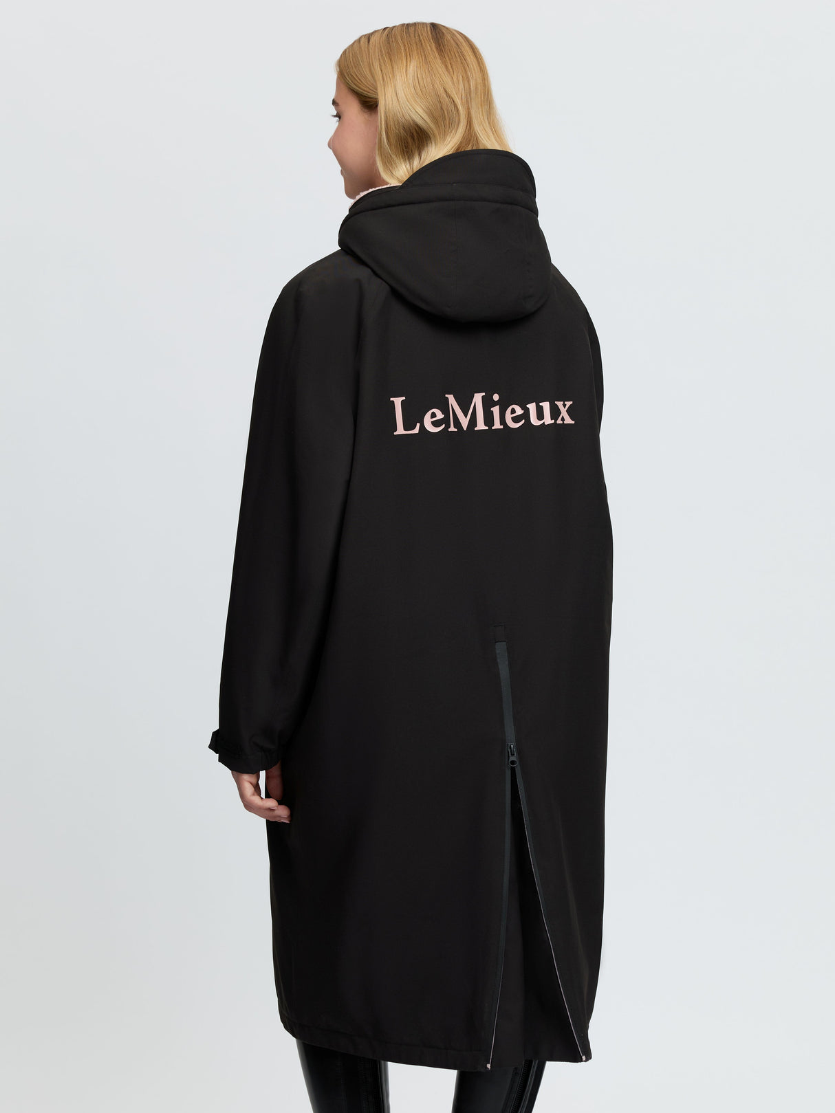 Le Mieux Young Rider Hydroshield Robe Black