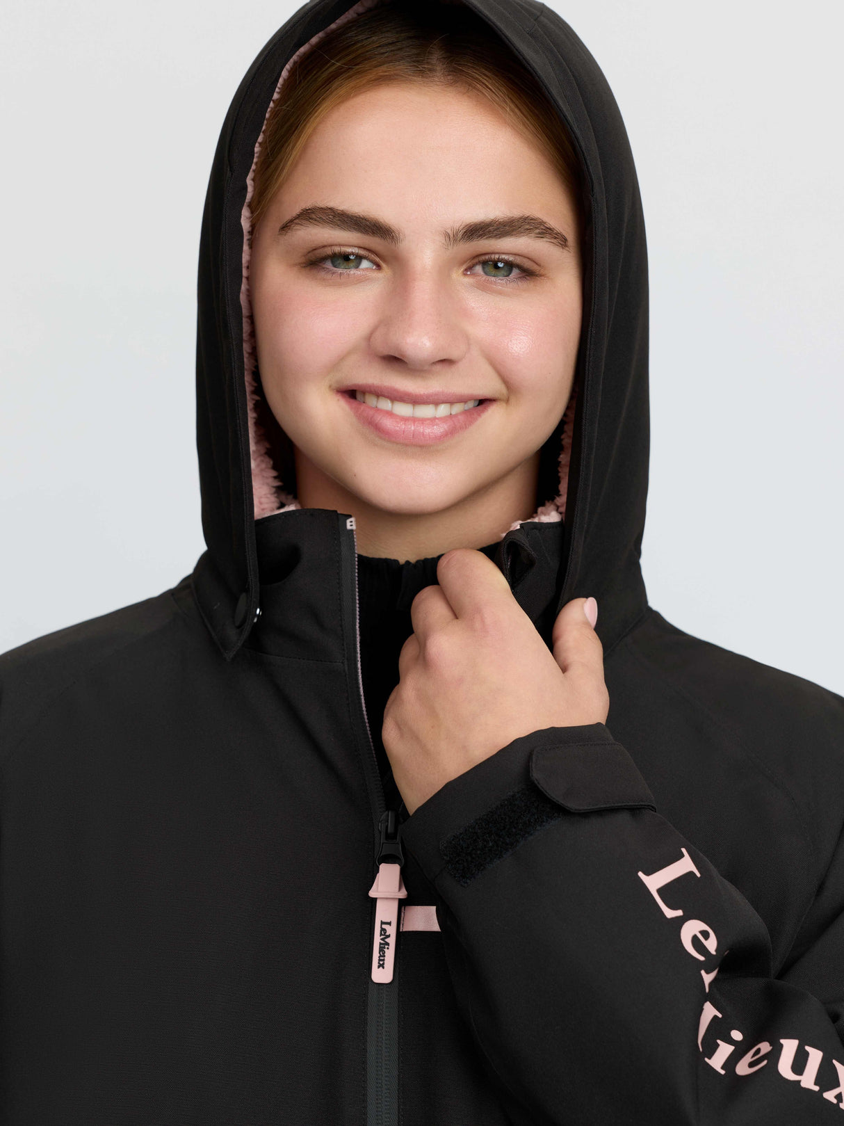 Le Mieux Young Rider Hydroshield Robe Black