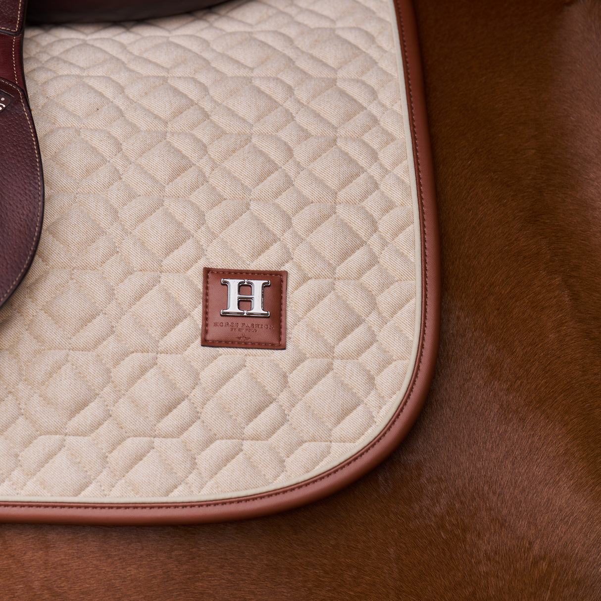 HV Polo Saddlepad HVPLuxi GP Tan Full