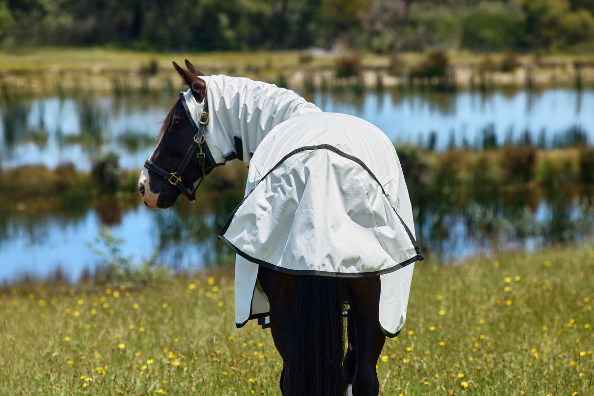 Weatherbeeta Comfitec Sweet Itch Shield Fly Sheet Combo White/Charcoal