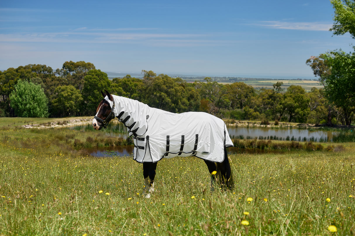Weatherbeeta Comfitec Sweet Itch Shield Fly Sheet Combo White/Charcoal