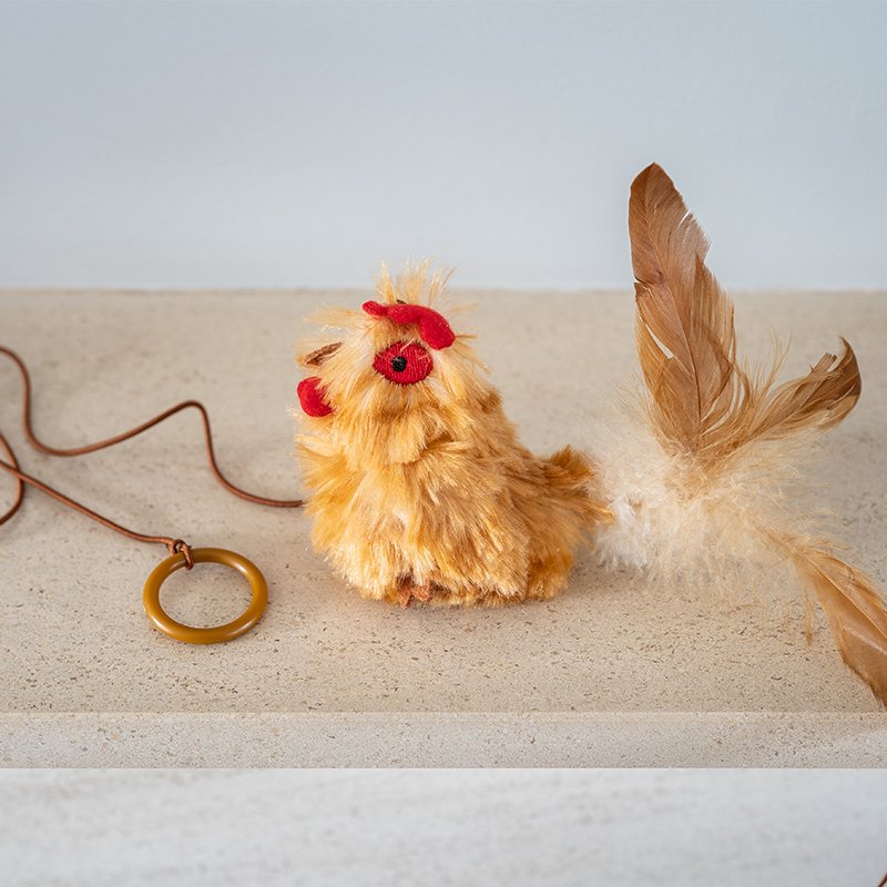 Zoon Nip It Catnip Teaser Hen
