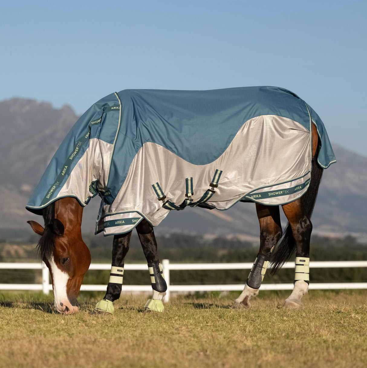 Le Mieux Arika Camo Shower-Tek Fly Rug Jungle