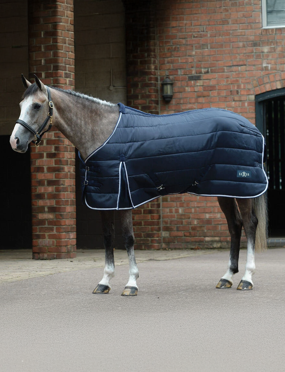 Saxon Channel Quilt Standard Neck Medium 200g Navy/White
