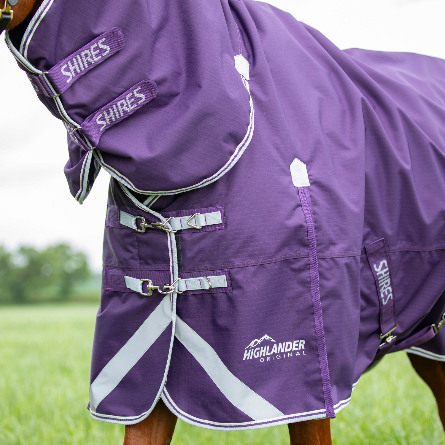 Shires Highlander Original 100g Turnout Combo Rug Plum