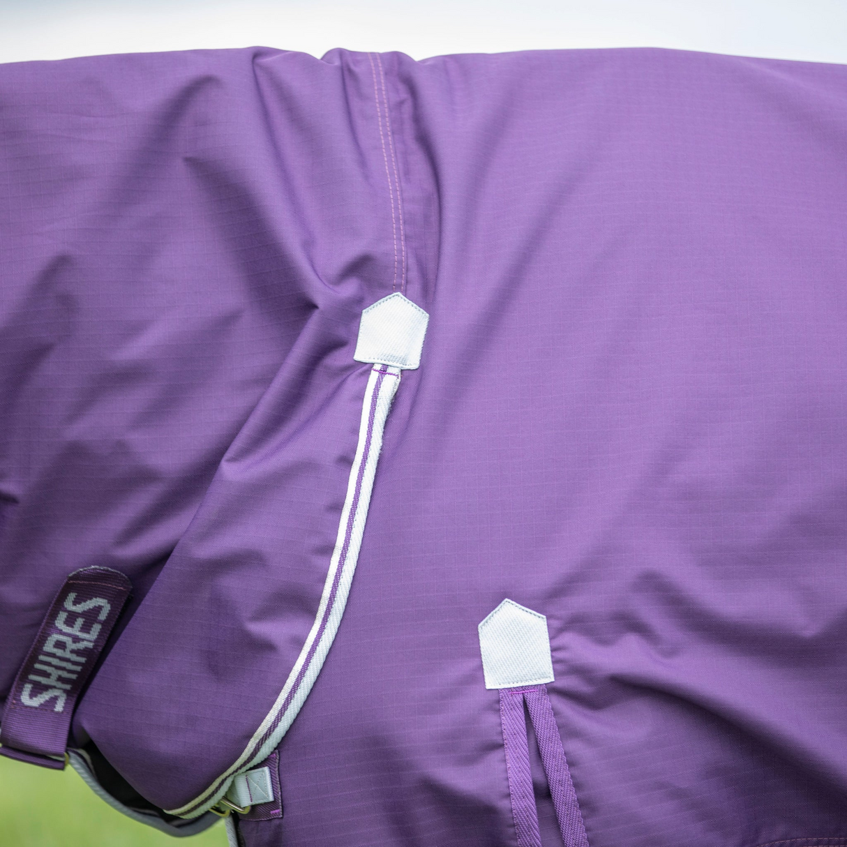 Shires Highlander Original 100g Turnout Combo Rug Plum