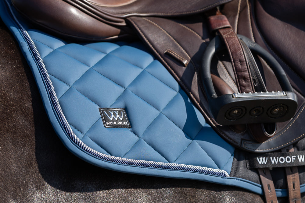 Woof Wear Vision Aura Saddle Pad Close Contact