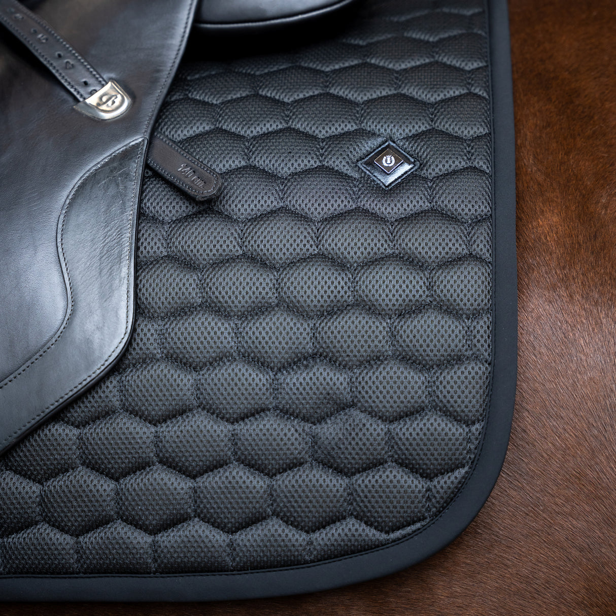 Imperial Riding Saddlepad IRHBasic Mesh DR Black Full