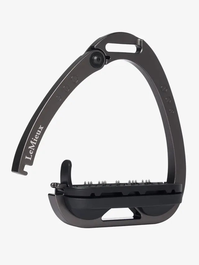 Le Mieux Vector Balance Stirrup Carbon
