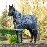 Le Mieux Arika Reflective 100g Turnout Rug Black