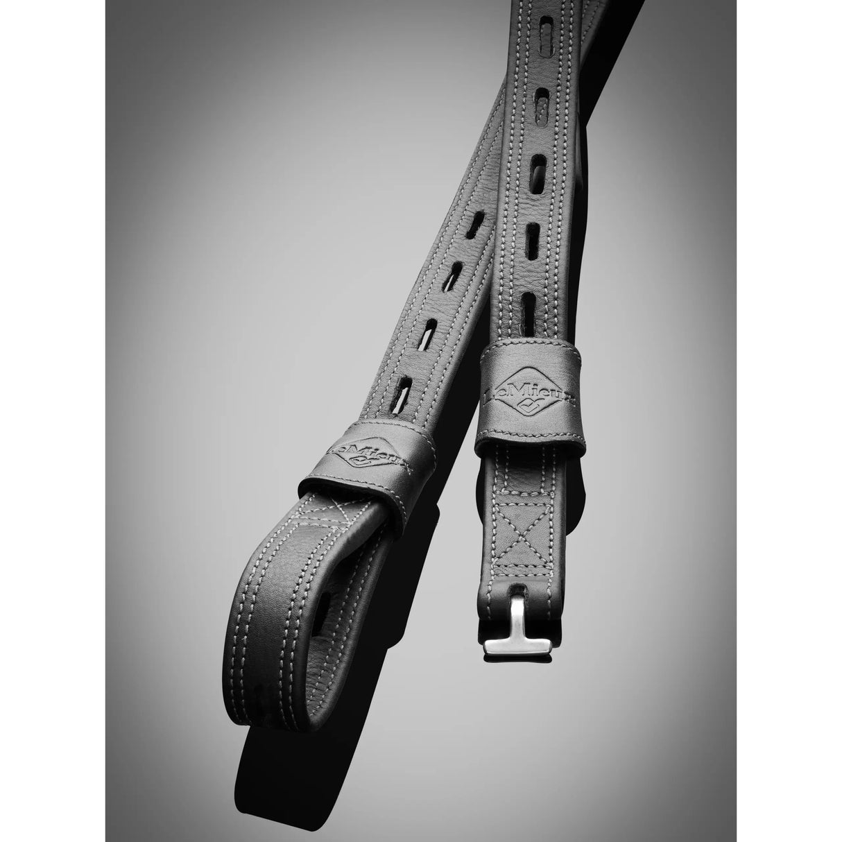Le Mieux Vector Close Contact Stirrup Leather